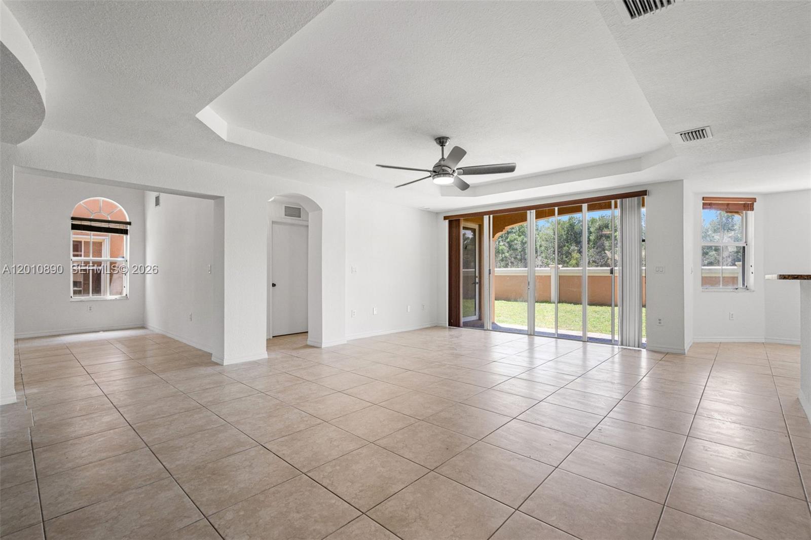 EGRET LAKES ESTATES SEC 6 - Residential