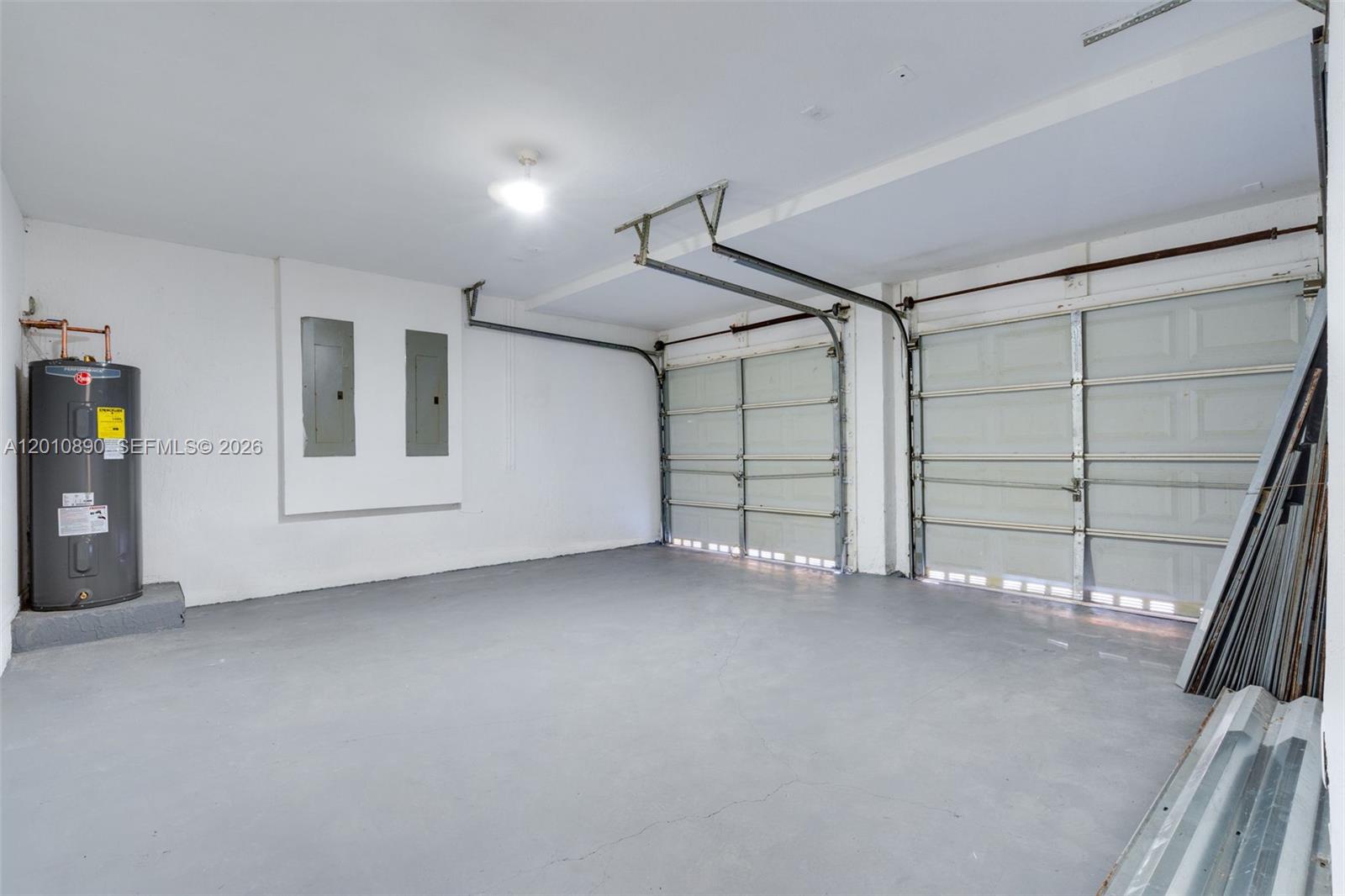 EGRET LAKES ESTATES SEC 6 - Residential
