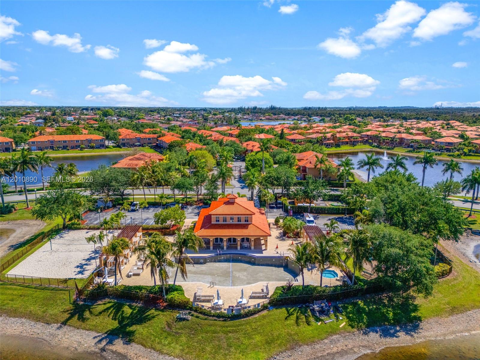 EGRET LAKES ESTATES SEC 6 - Residential