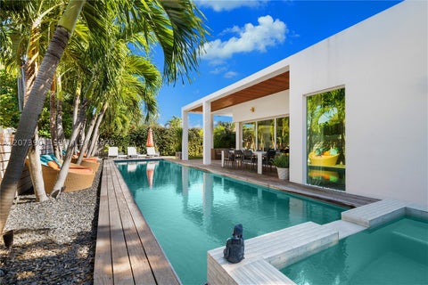Photo of 265 Fairway Dr, Miami Beach, FL 33141 (MLS # A12073901)