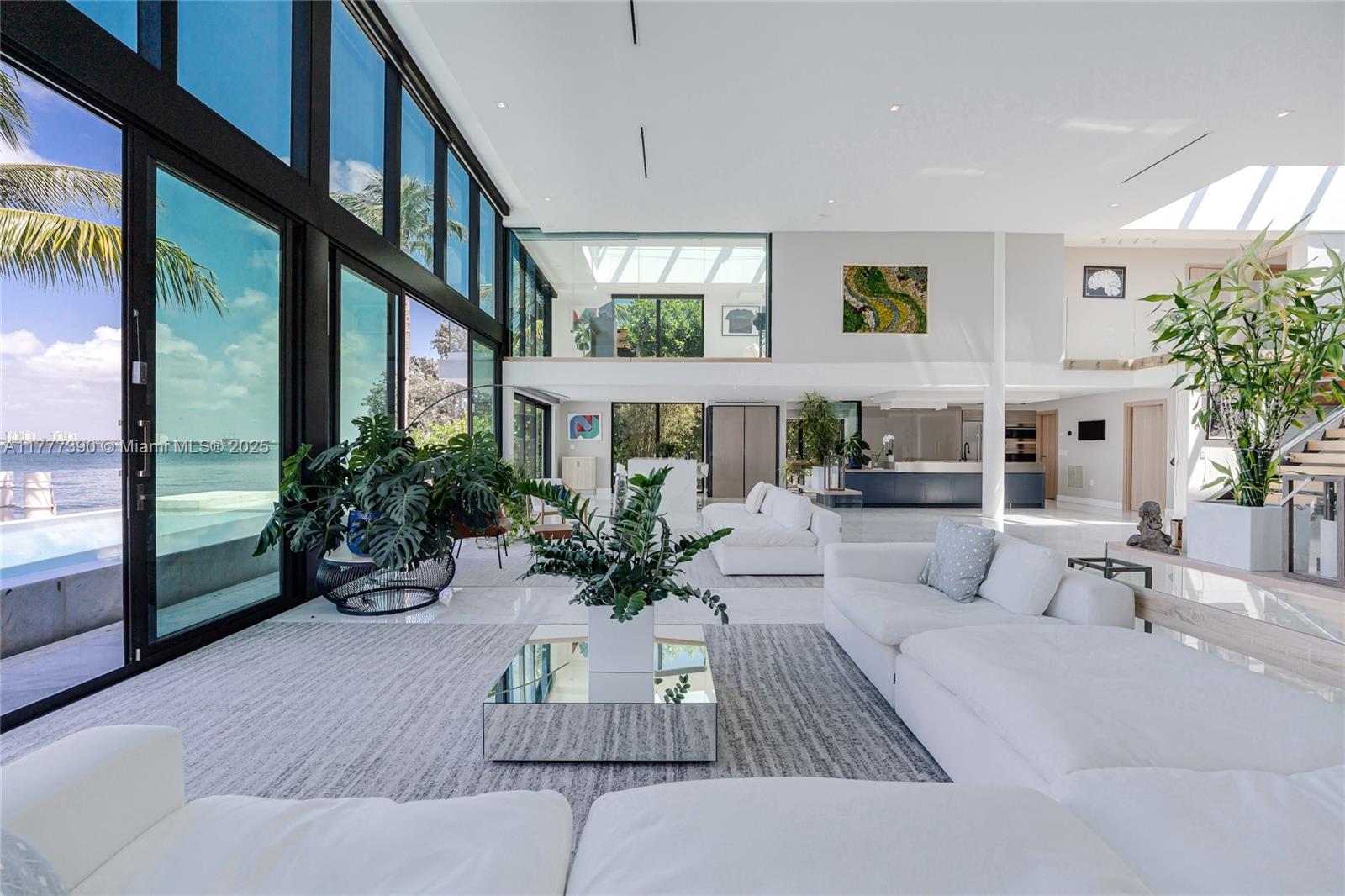 BISCAYNE POINT - Residential