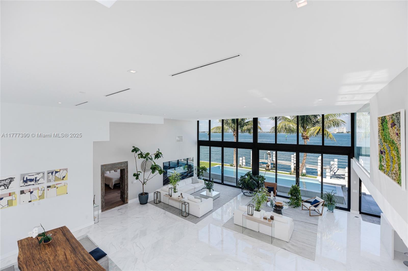 BISCAYNE POINT - Residential