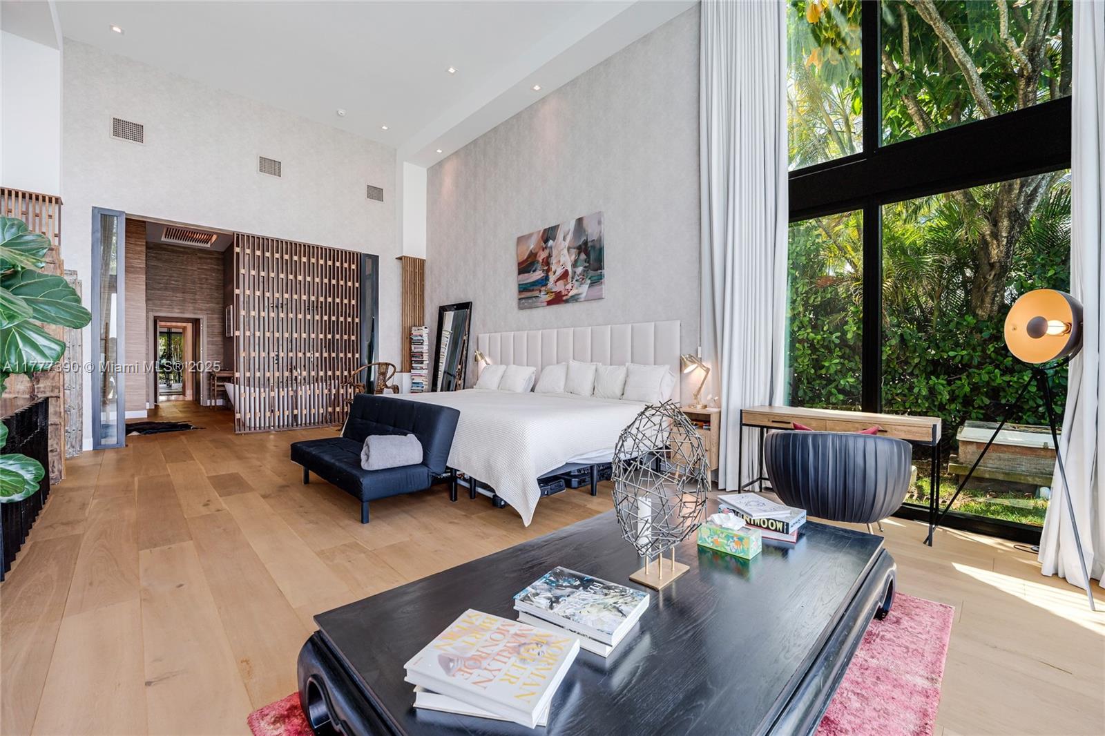 BISCAYNE POINT - Residential