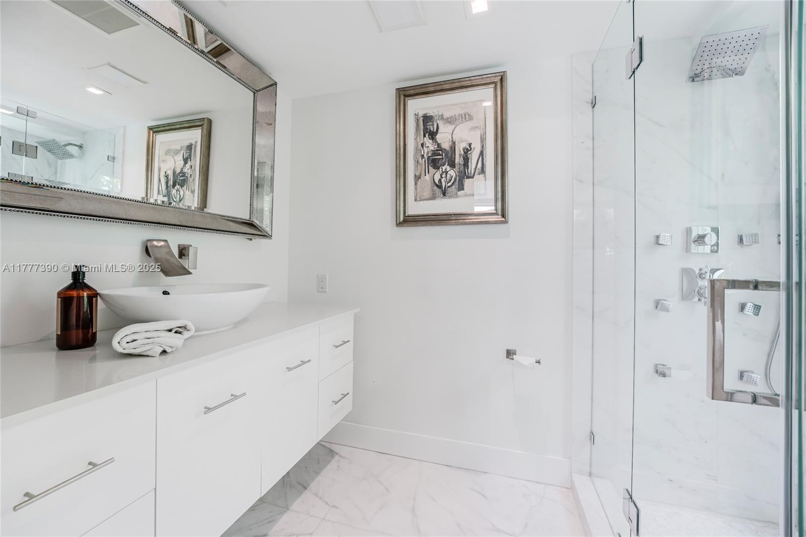 BISCAYNE POINT - Residential
