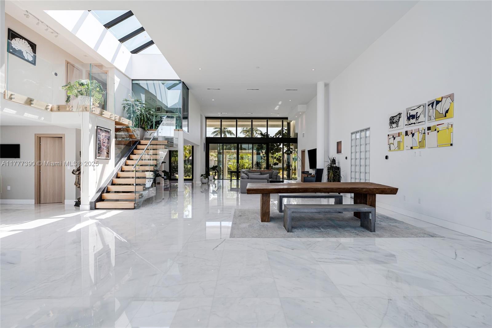 BISCAYNE POINT - Residential
