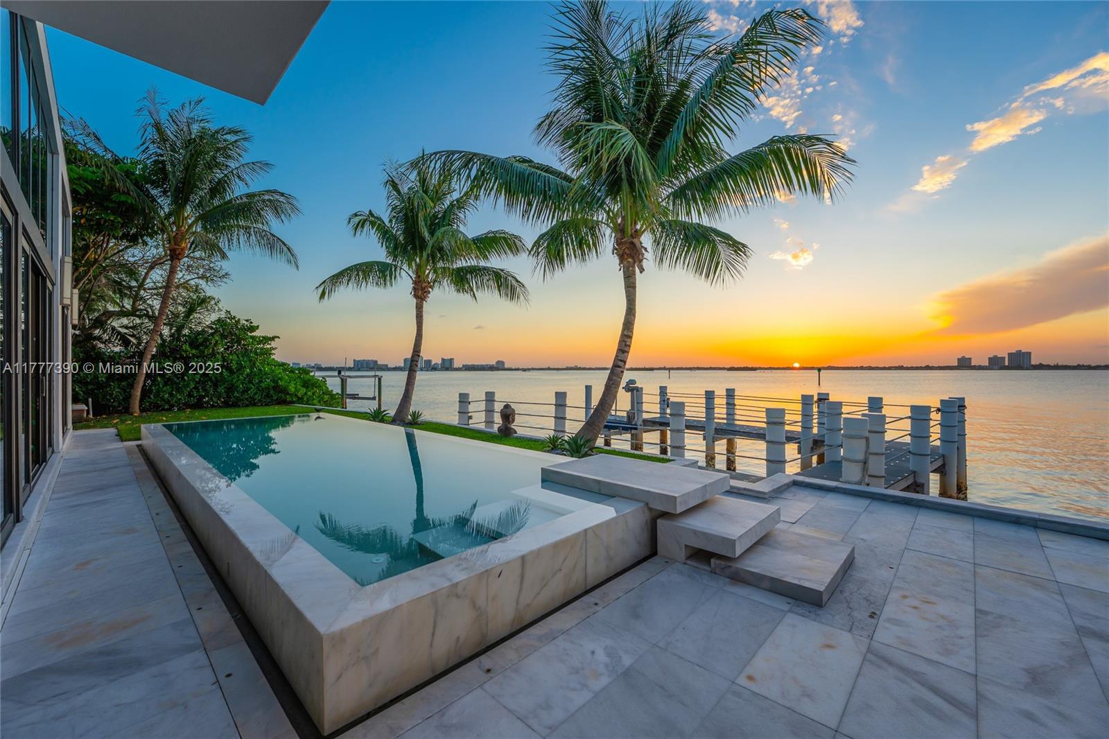 BISCAYNE POINT - Residential