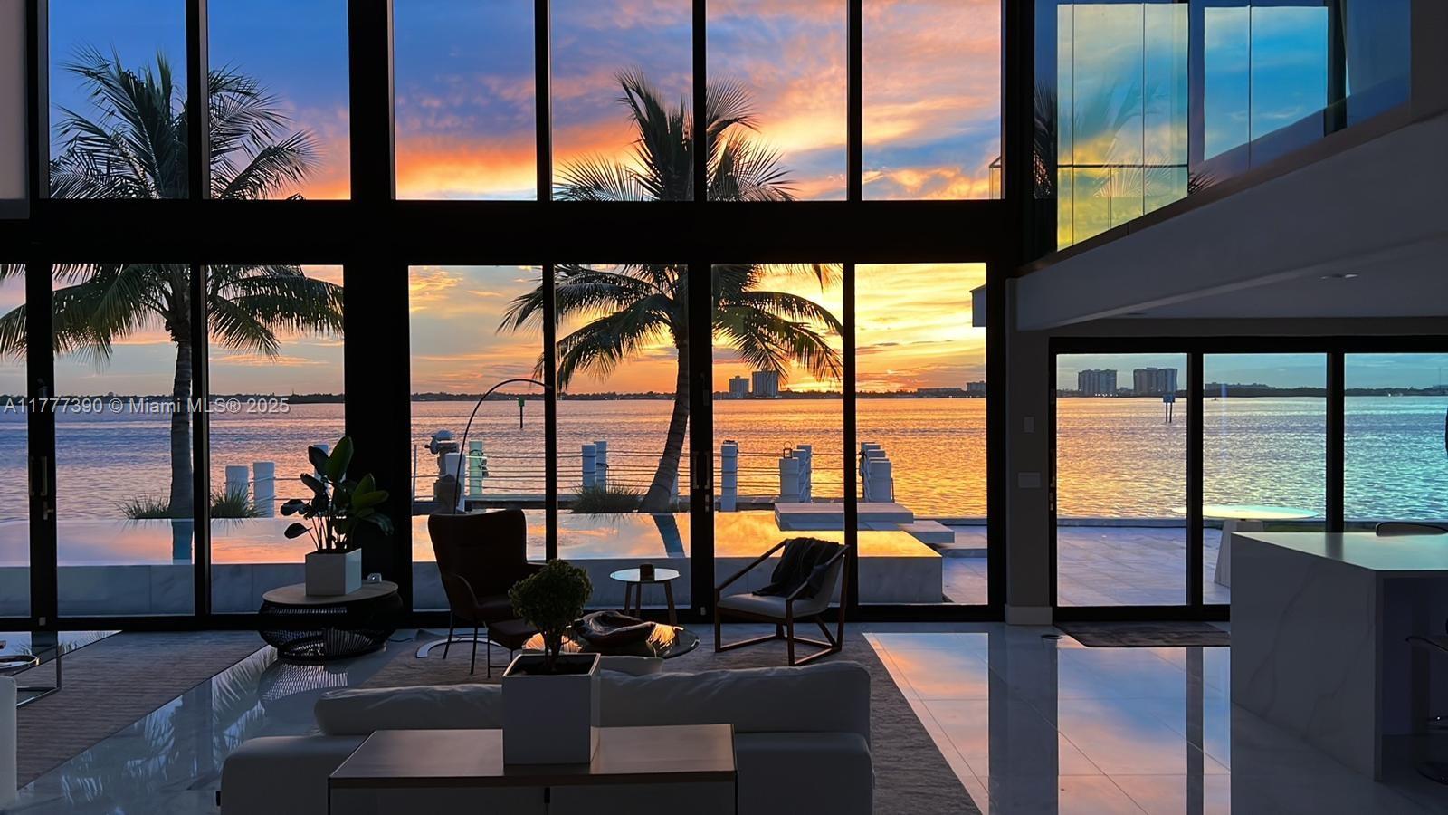 BISCAYNE POINT - Residential