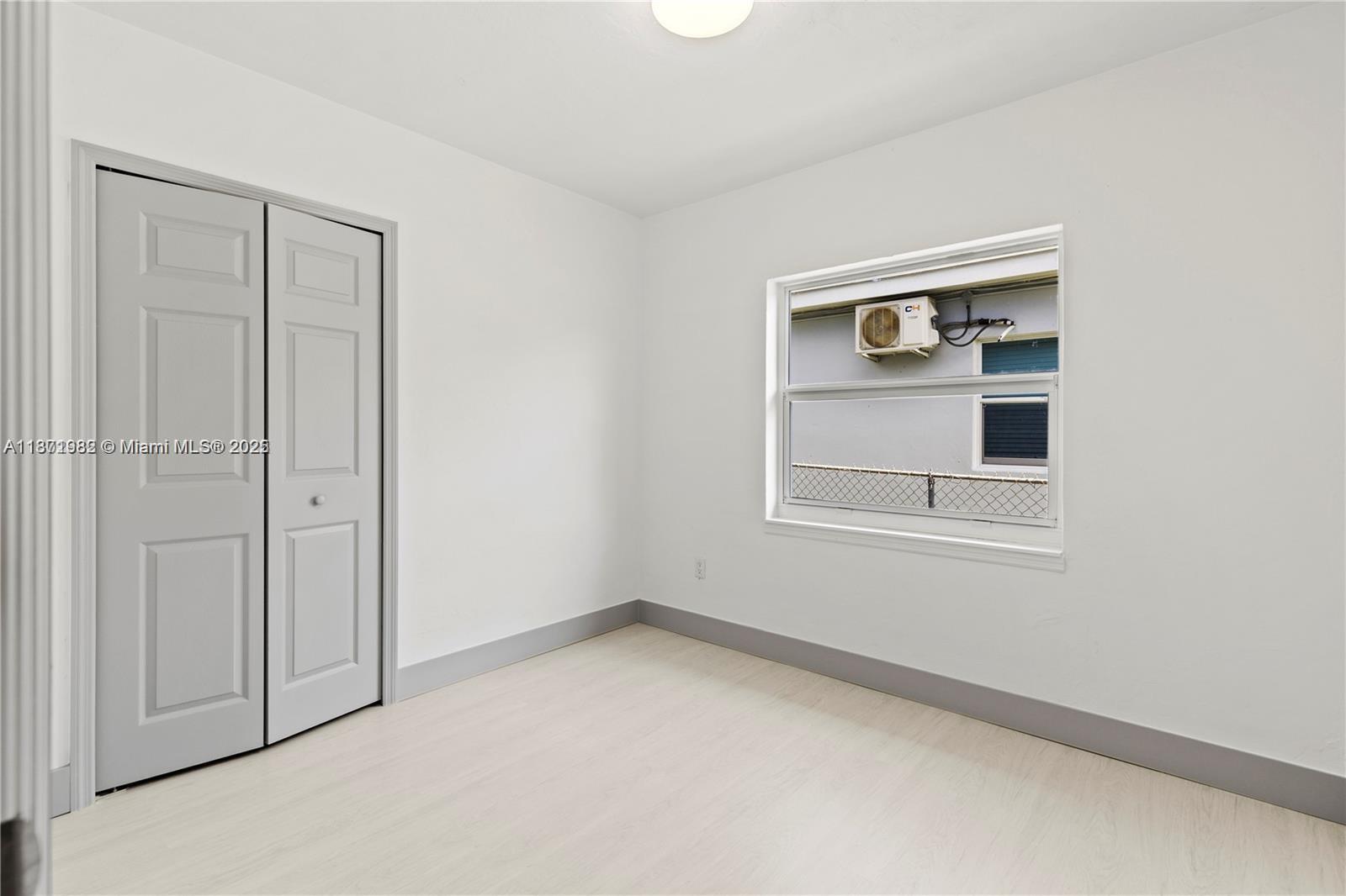 PINE WOOD PK - Residential Income