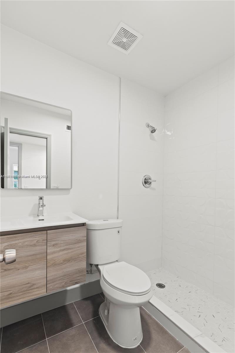 PINE WOOD PK - Residential Income