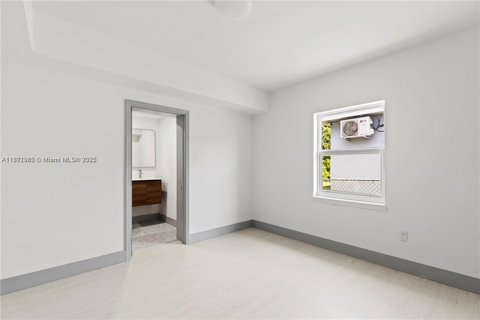 PINE WOOD PK - Residential Income