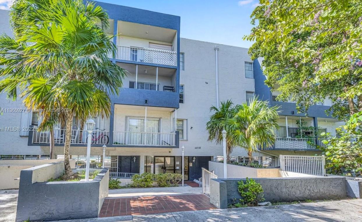 NEW LAND GARDENS CONDO - Residential