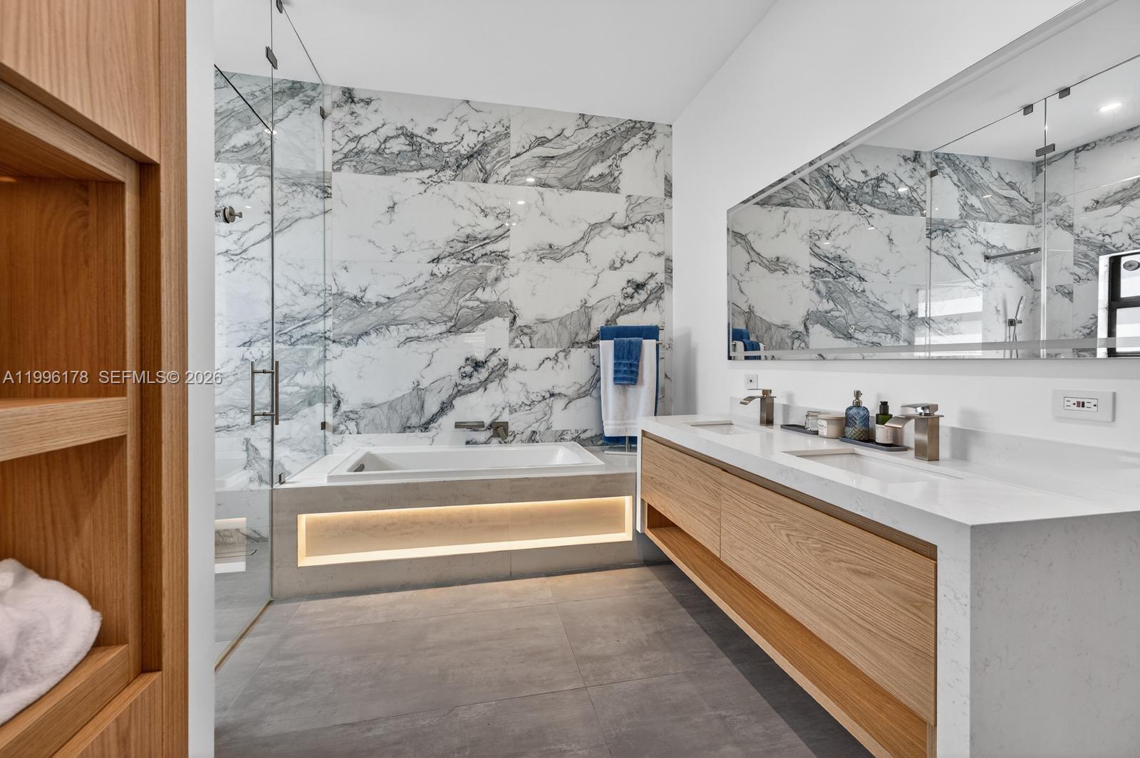 MYSTIQUE - Residential