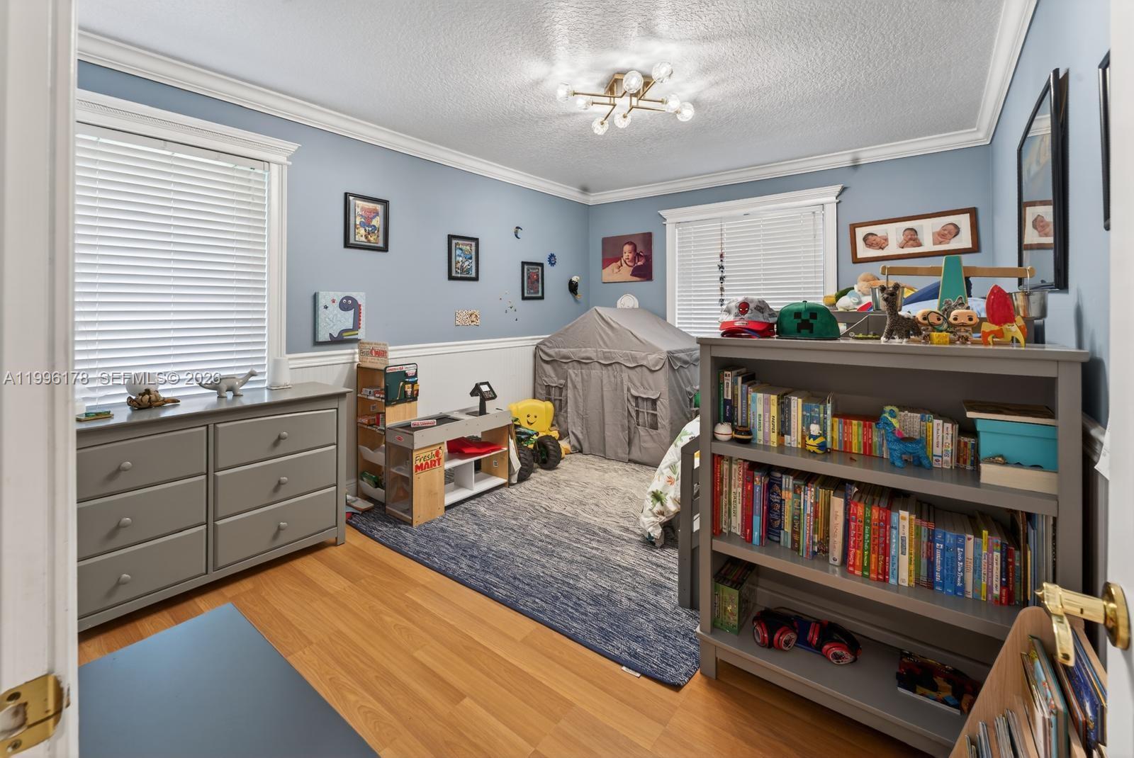 MYSTIQUE - Residential