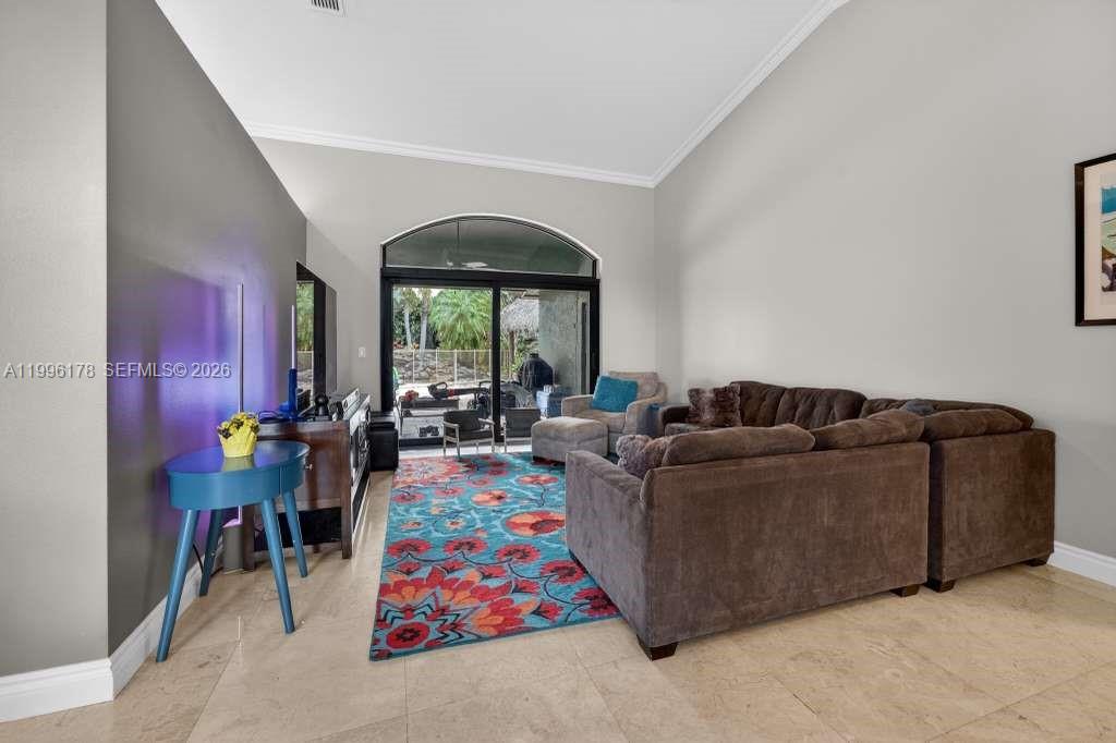 MYSTIQUE - Residential