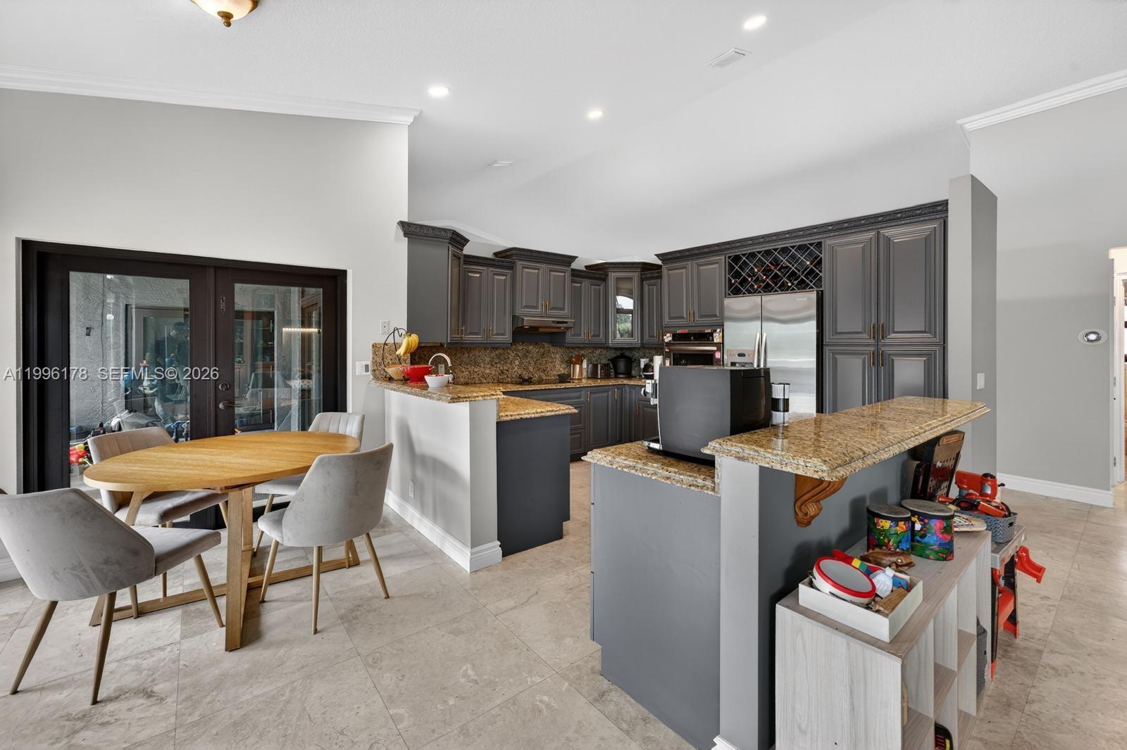 MYSTIQUE - Residential