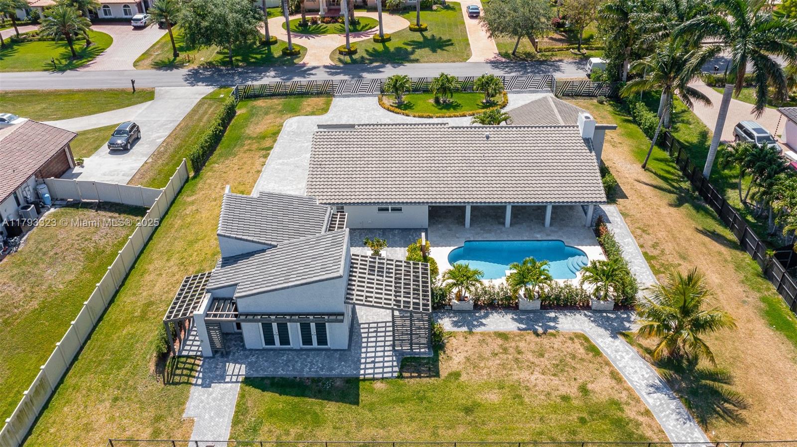 3401 SW 141st Ave