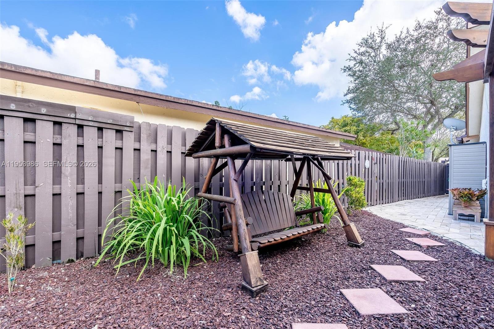 CROSSINGS PATIO HOMES SEC - Residential