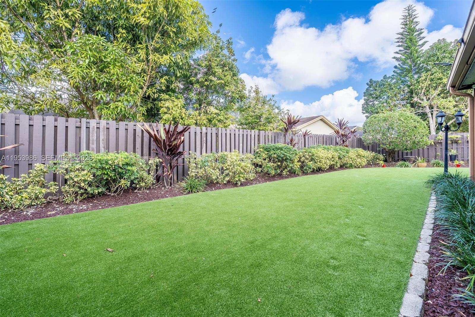 CROSSINGS PATIO HOMES SEC - Residential