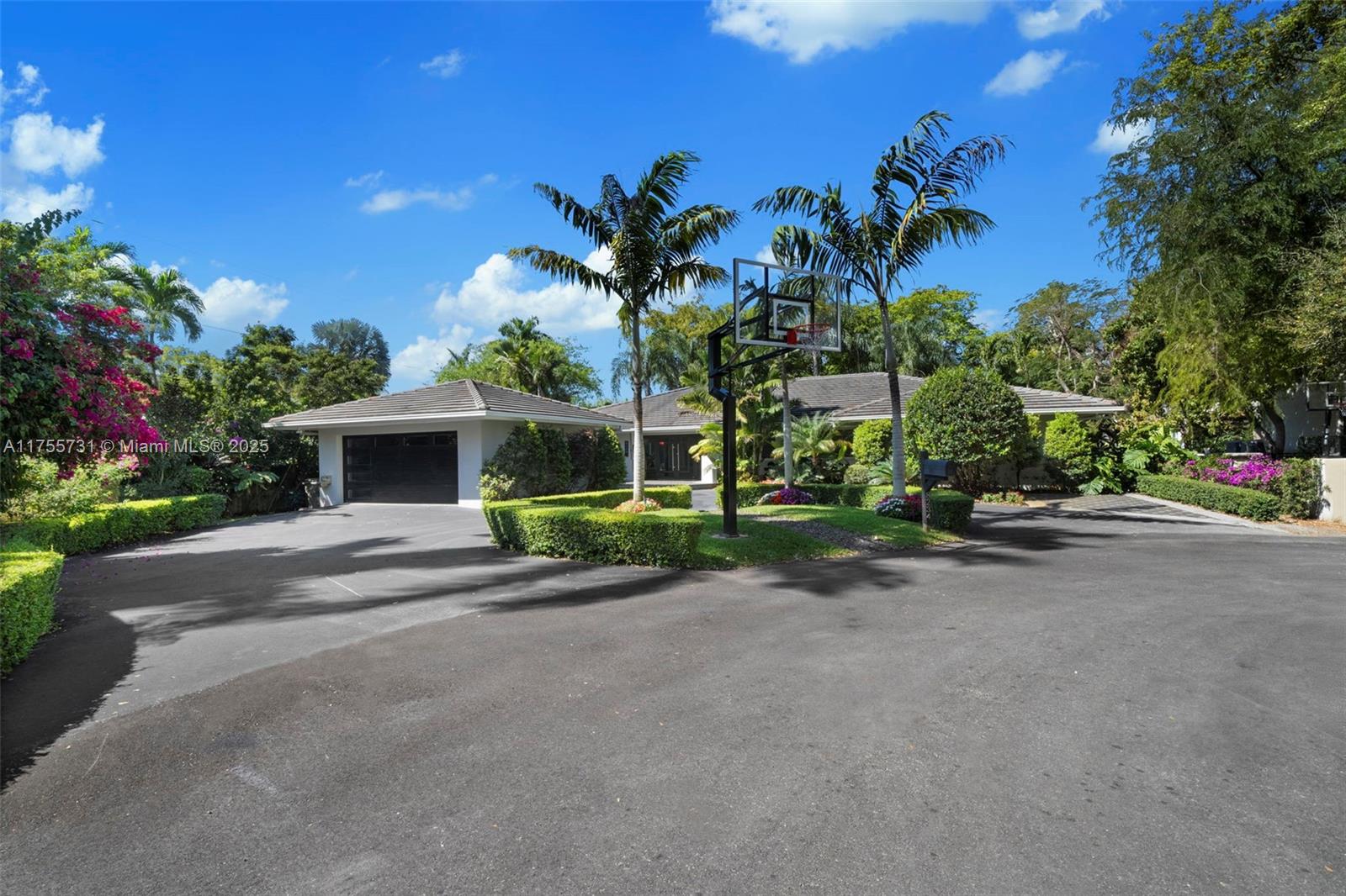 HARRIS ESTATES - Residential