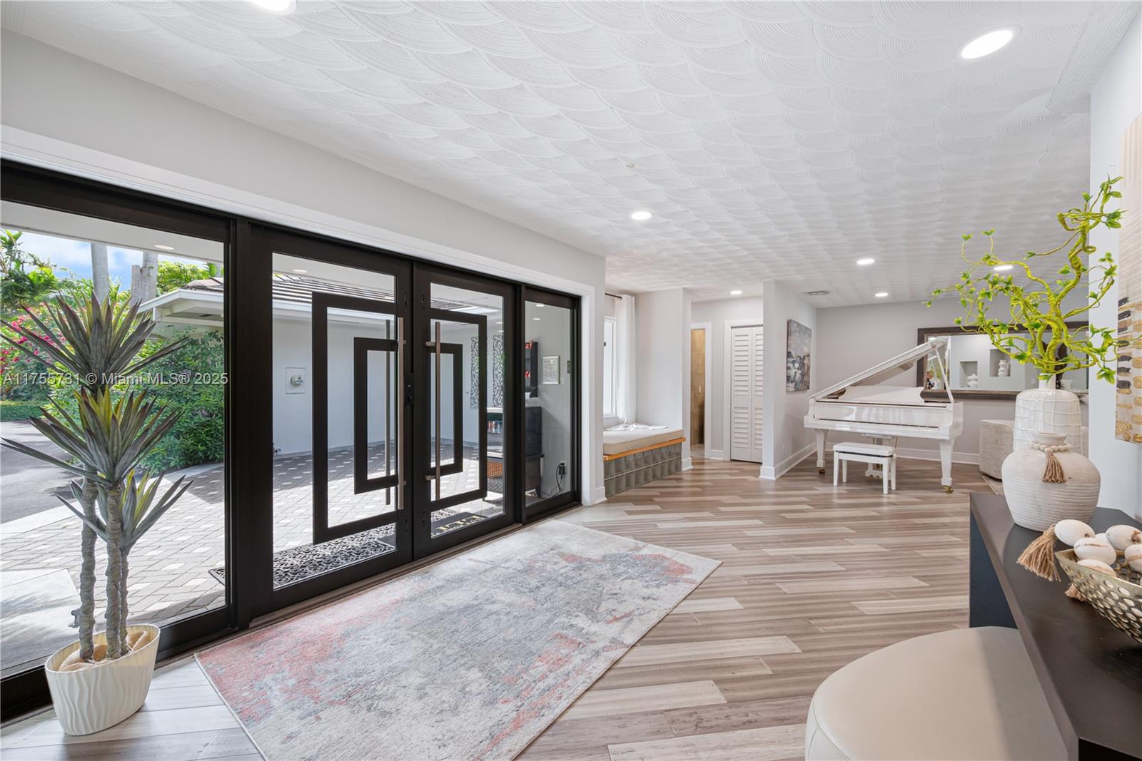 HARRIS ESTATES - Residential