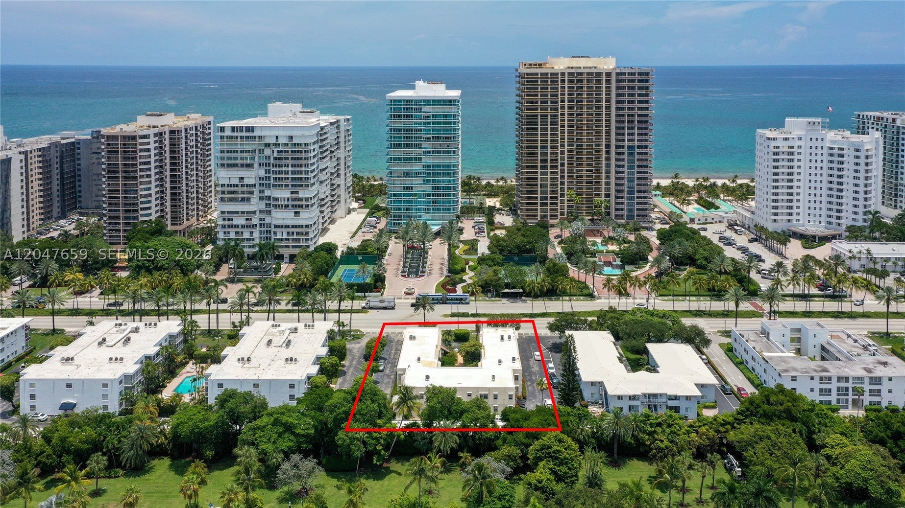 9940 Collins Ave 10