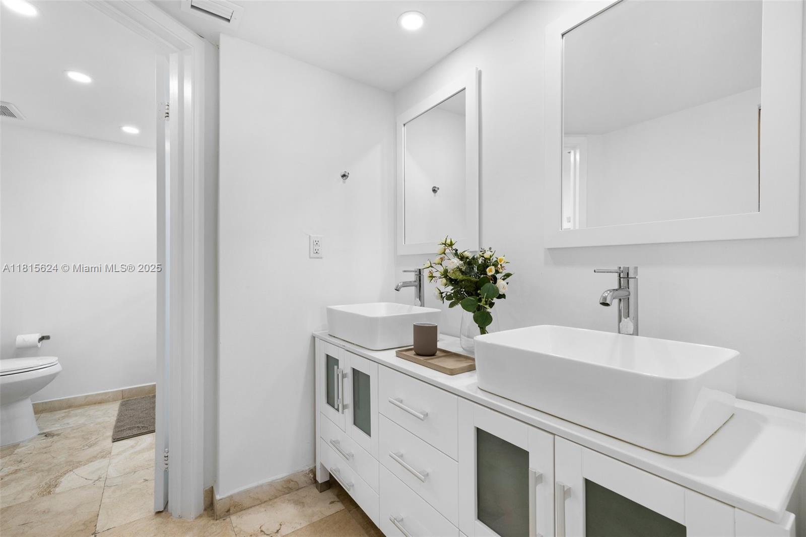 THE RIVIERA CONDO - Residential Lease