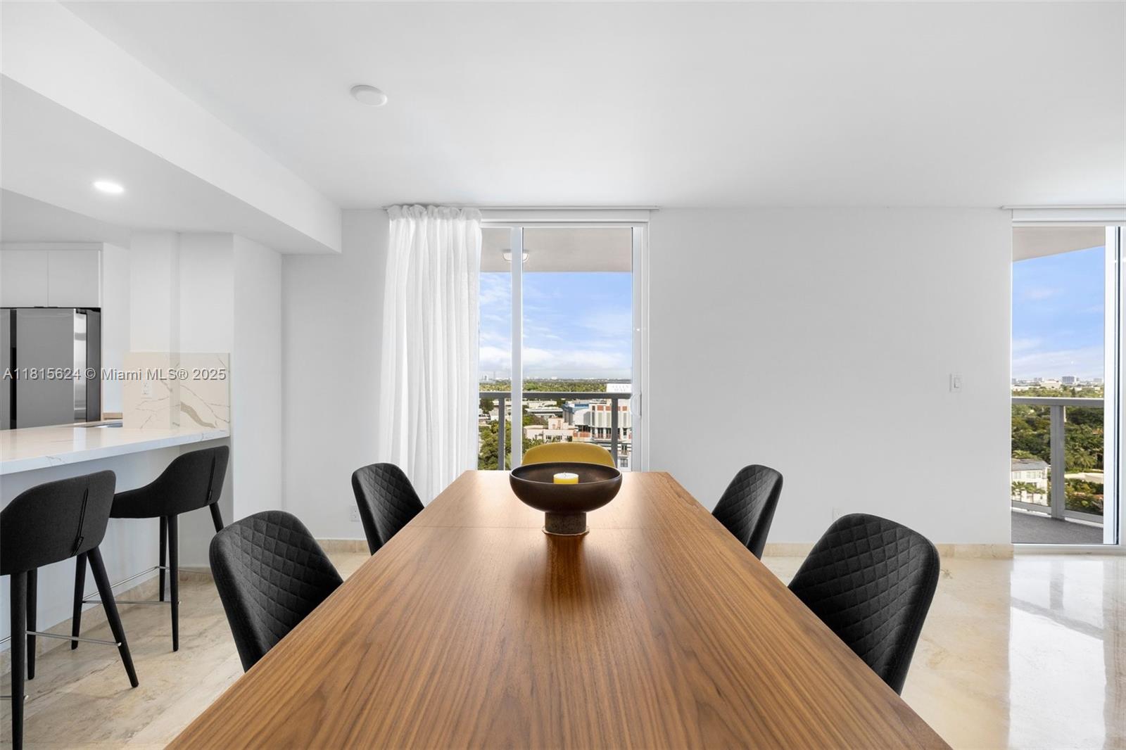 THE RIVIERA CONDO - Residential Lease