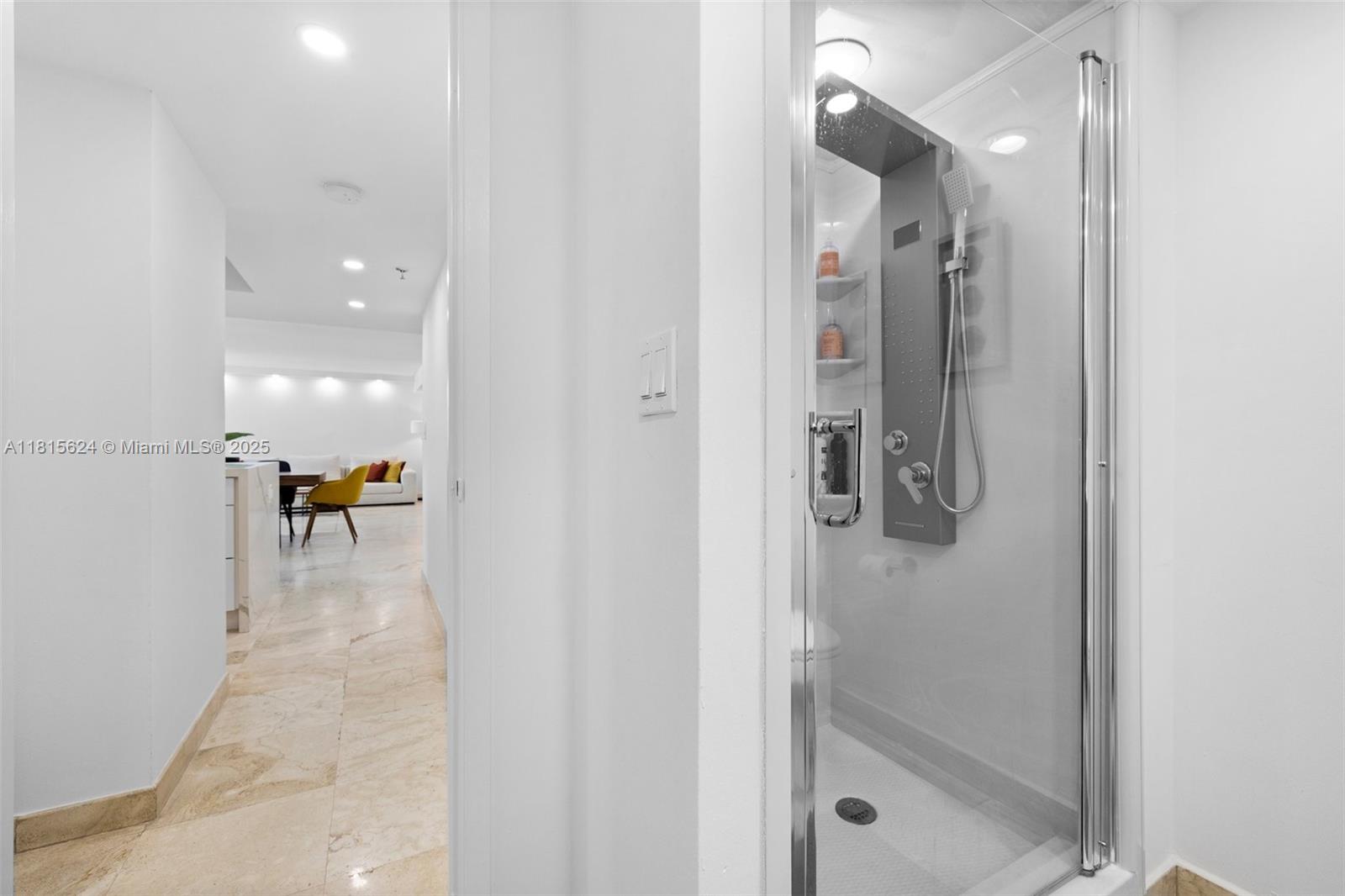 THE RIVIERA CONDO - Residential Lease