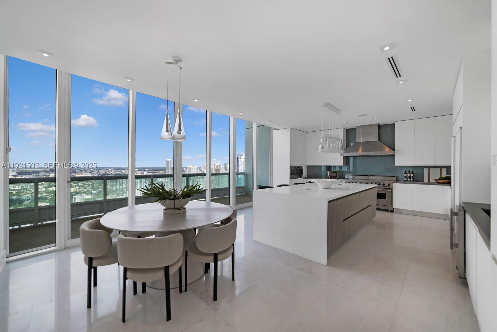 SANTA MARIA CONDO - Residential