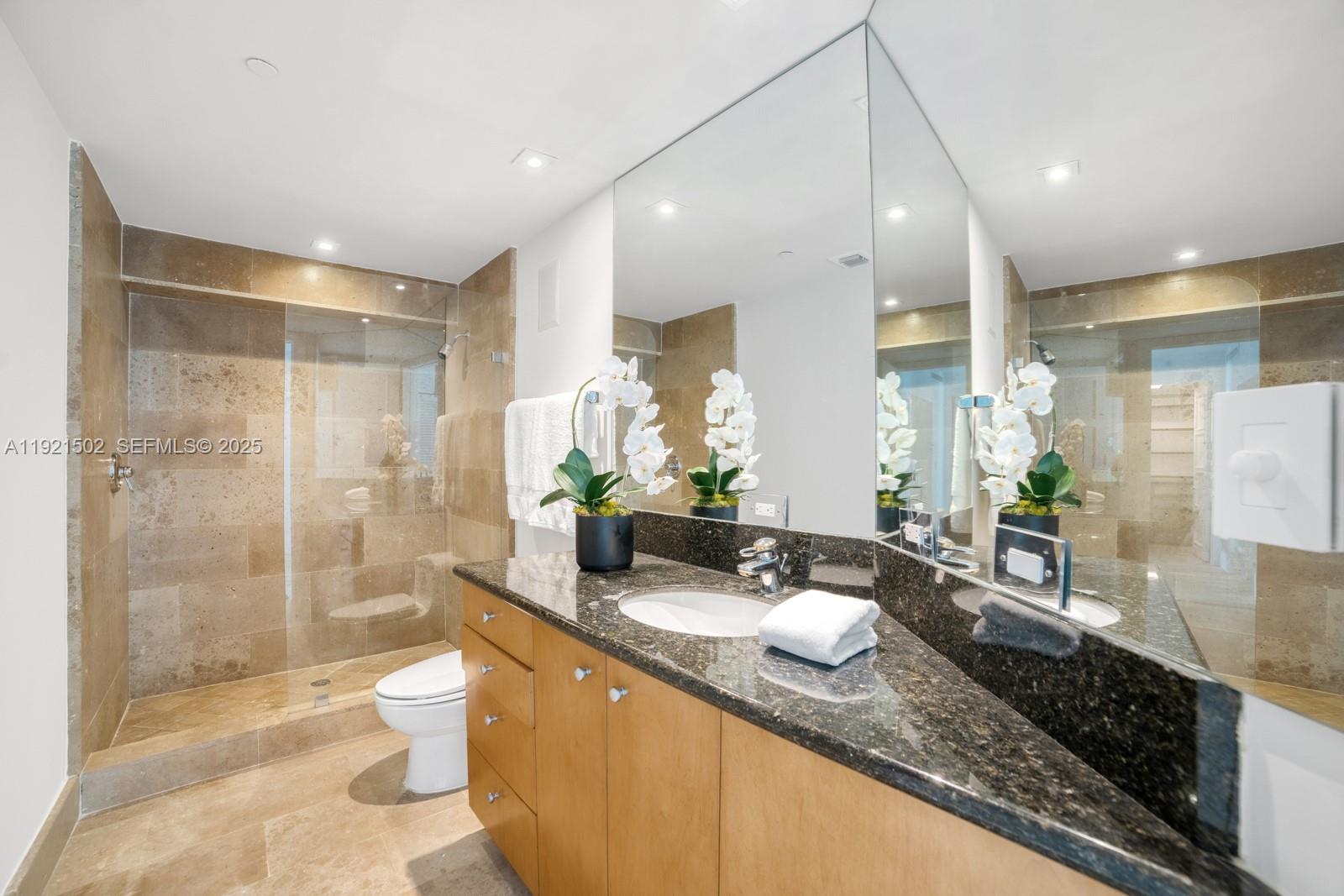 SANTA MARIA CONDO - Residential