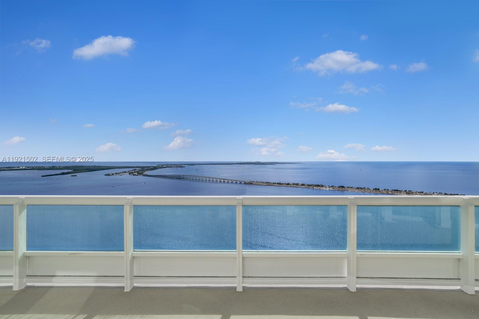 SANTA MARIA CONDO - Residential