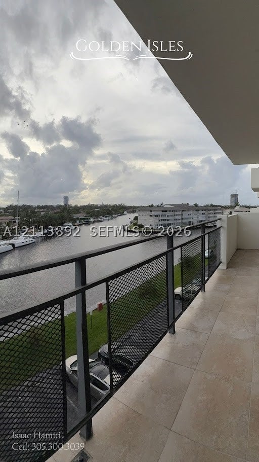 401 Golden Isles Dr 509
