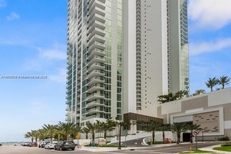 Rental Property at 2900 Ne 7th Ave 3902, Miami, Broward County, Florida - Bedrooms: 3 
Bathrooms: 4  - $9,000 MO.