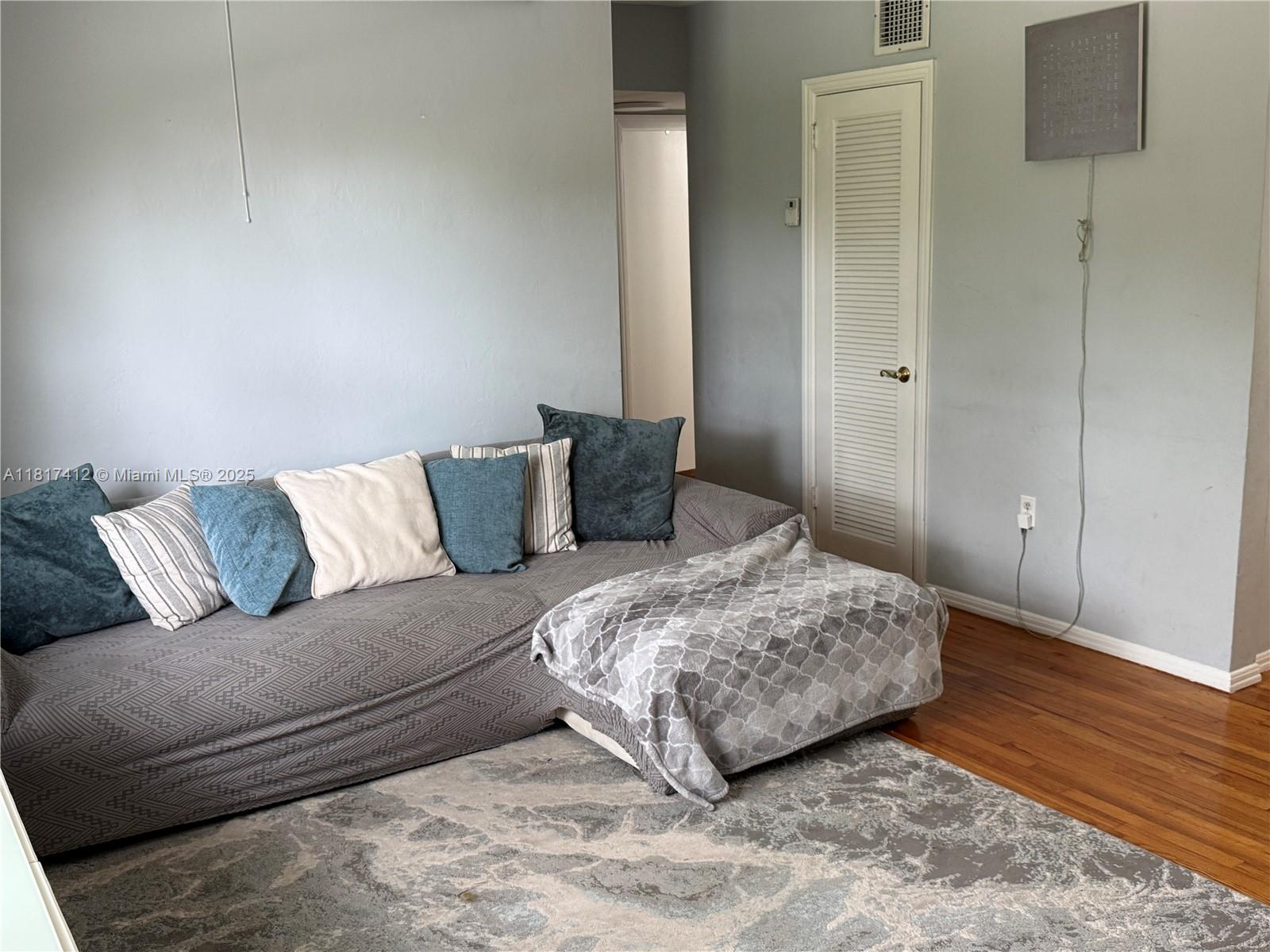 PATHWAYS CONDO - Residential