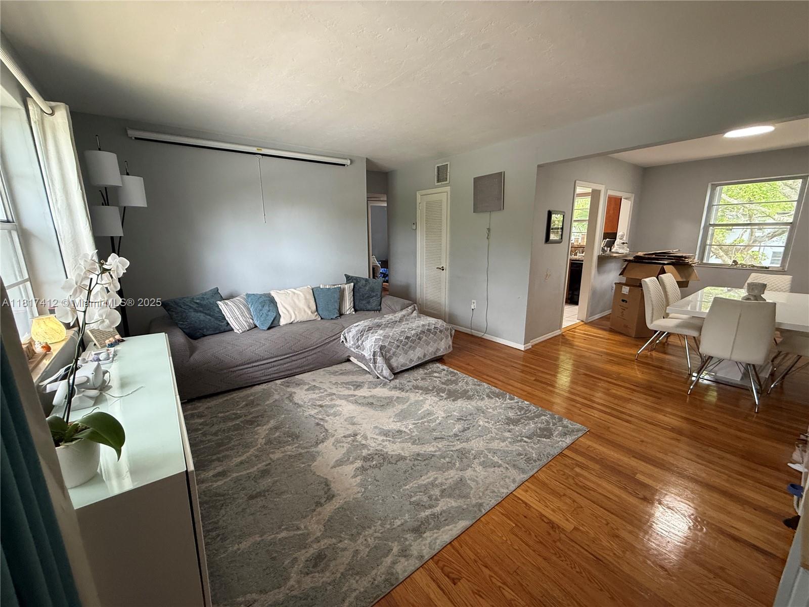 PATHWAYS CONDO - Residential
