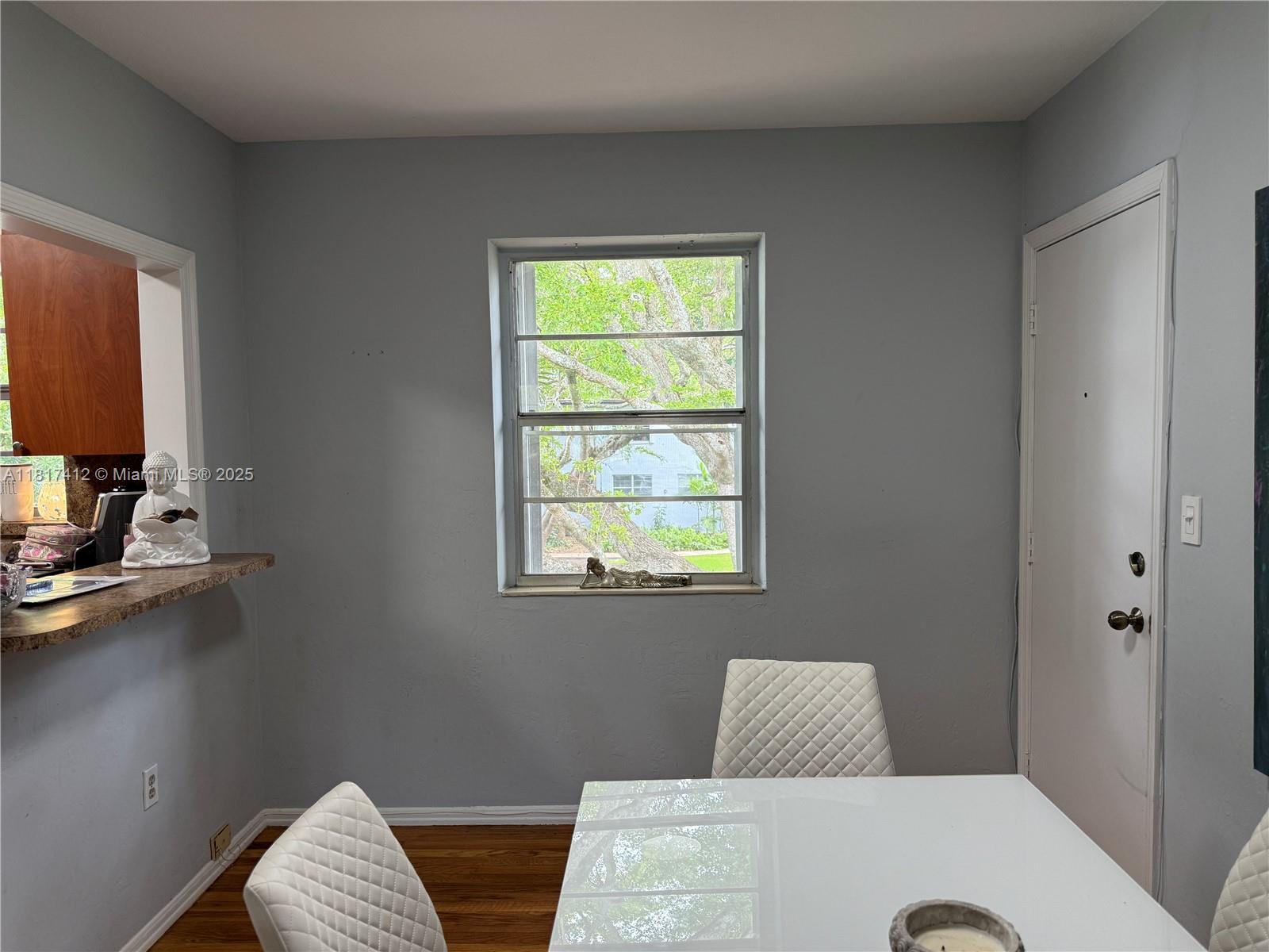 PATHWAYS CONDO - Residential