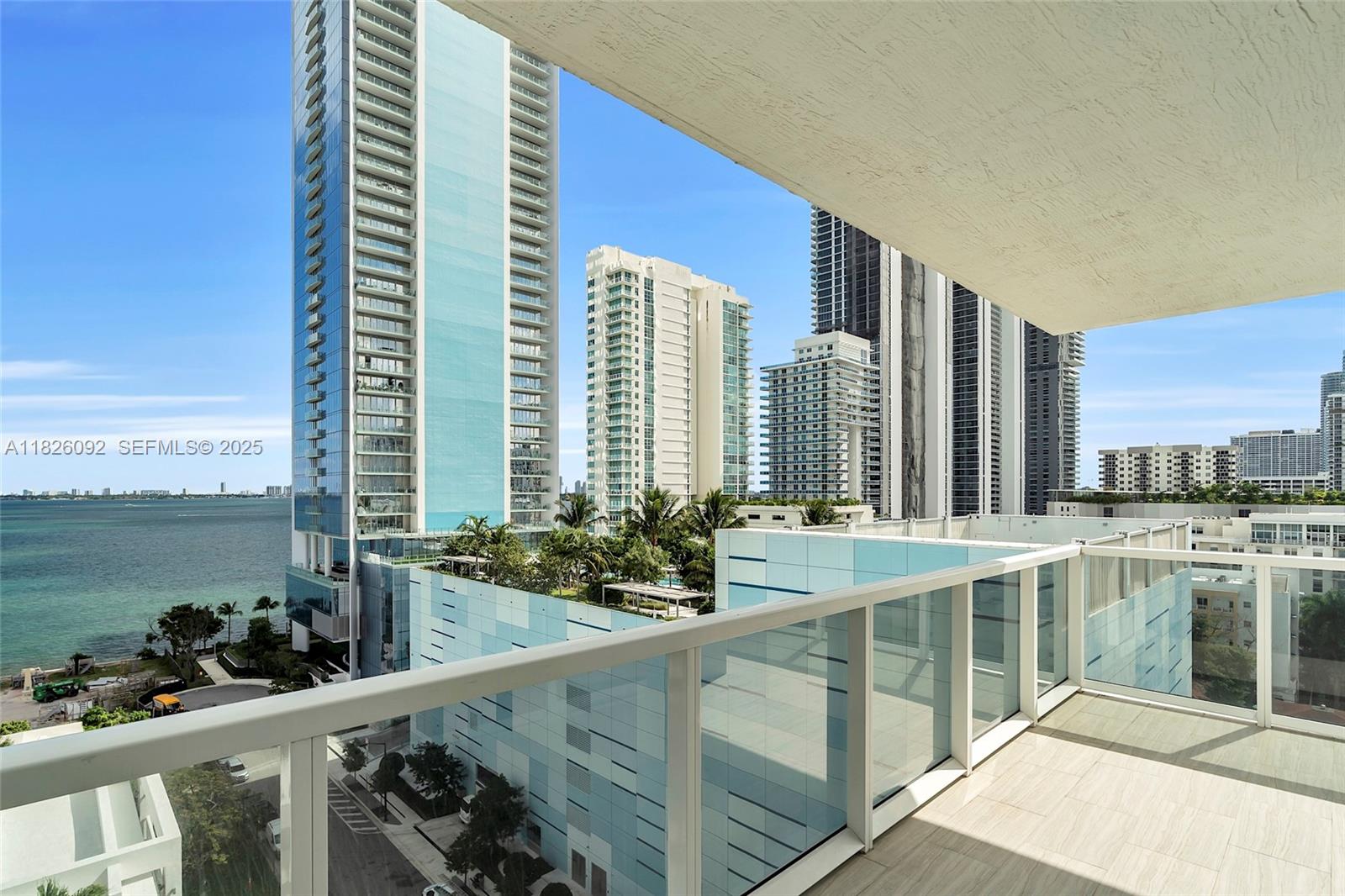 BAY HOUSE MIAMI CONDO - Residential