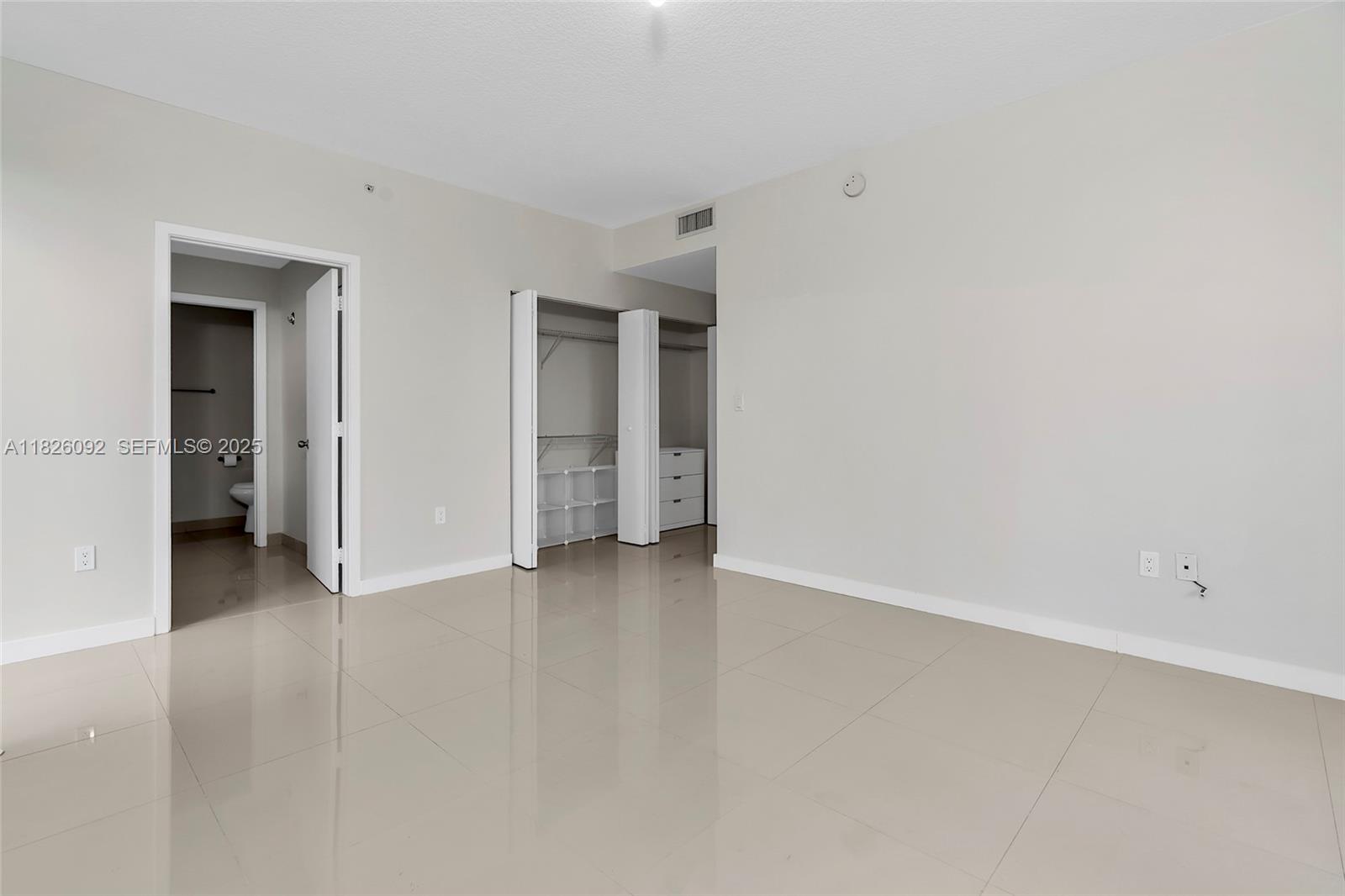 BAY HOUSE MIAMI CONDO - Residential