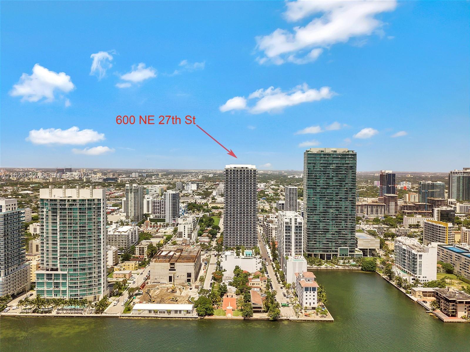 BAY HOUSE MIAMI CONDO - Residential
