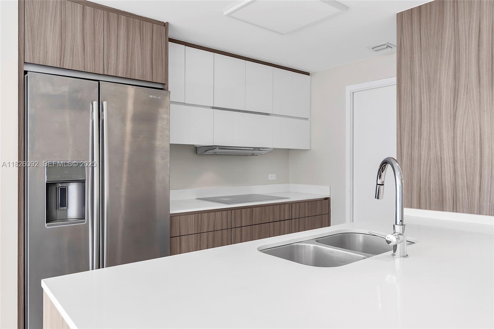 BAY HOUSE MIAMI CONDO - Residential