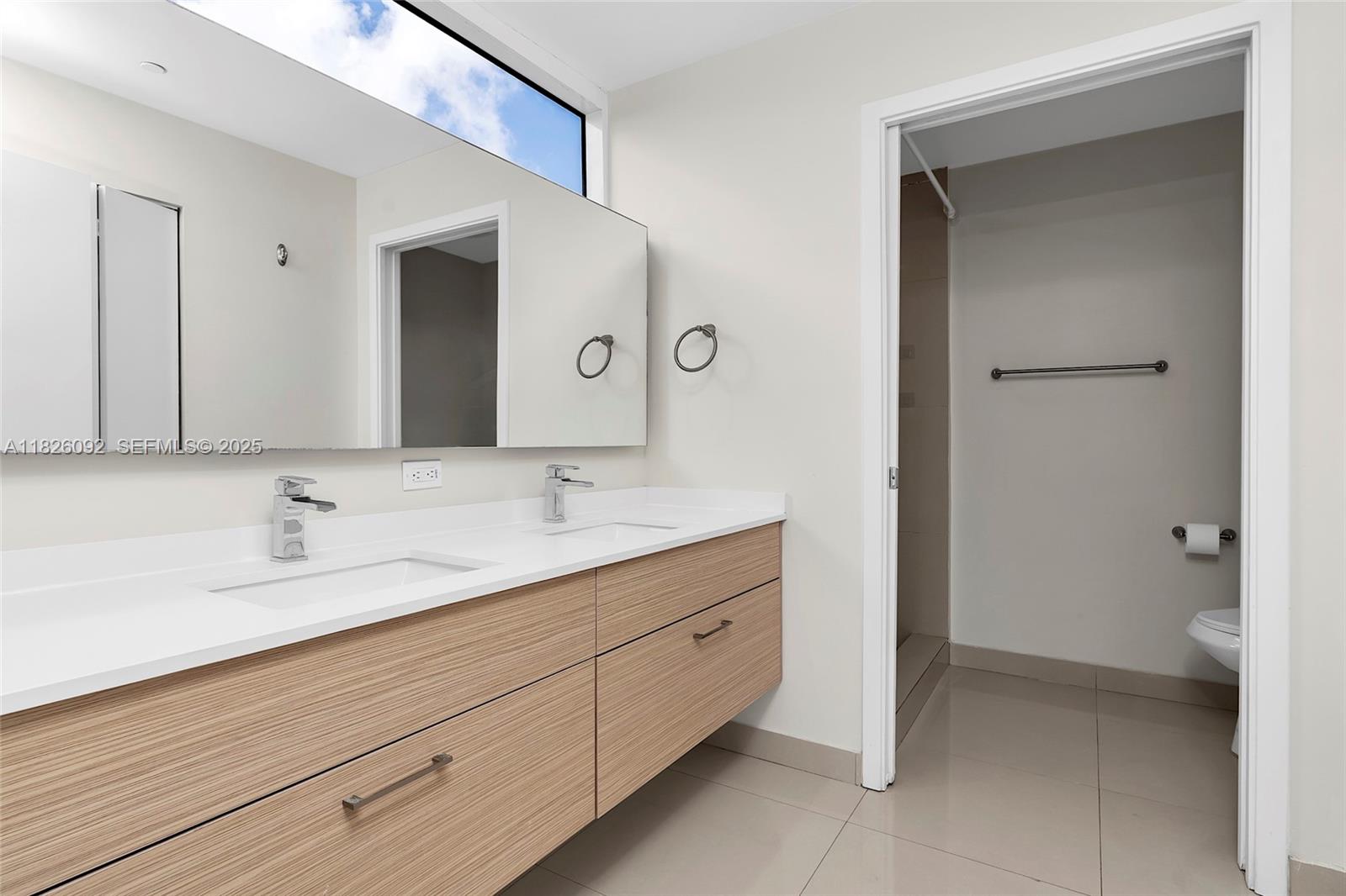 BAY HOUSE MIAMI CONDO - Residential