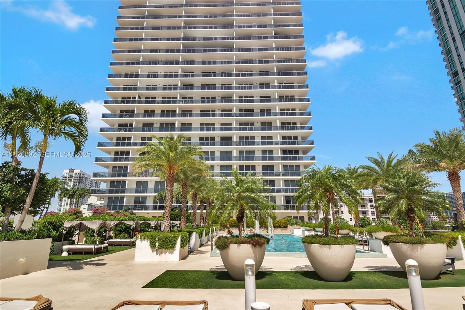 BAY HOUSE MIAMI CONDO - Residential