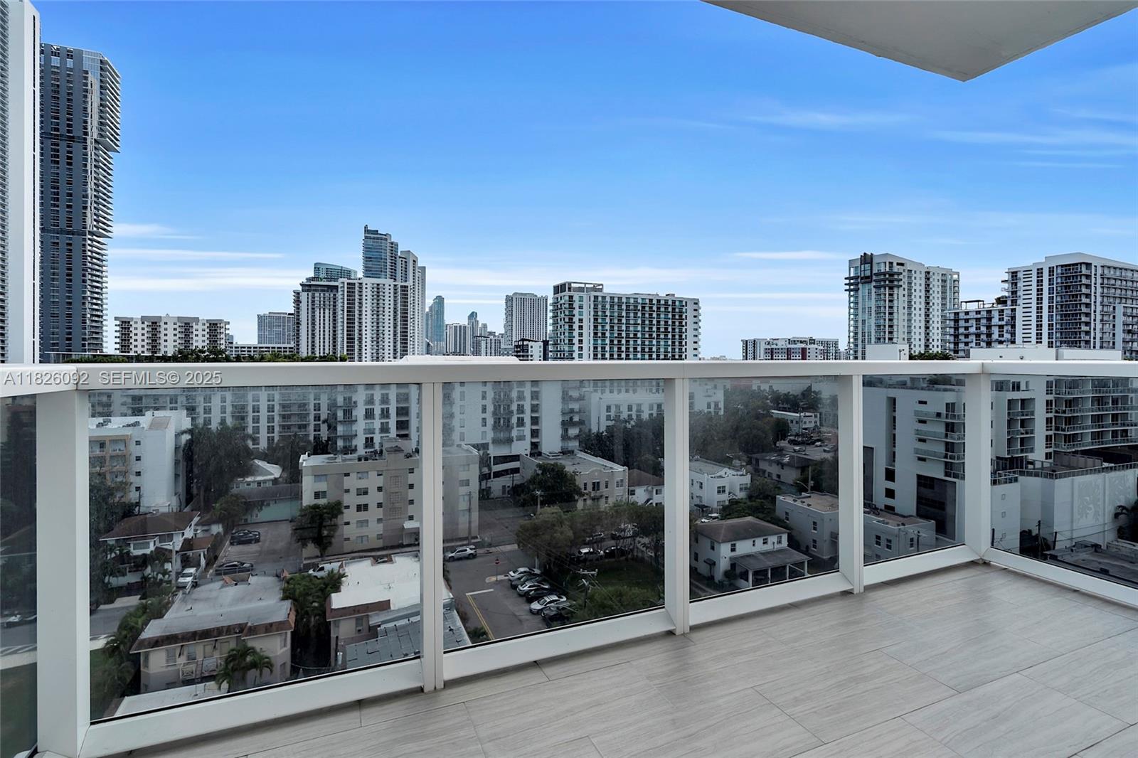 BAY HOUSE MIAMI CONDO - Residential
