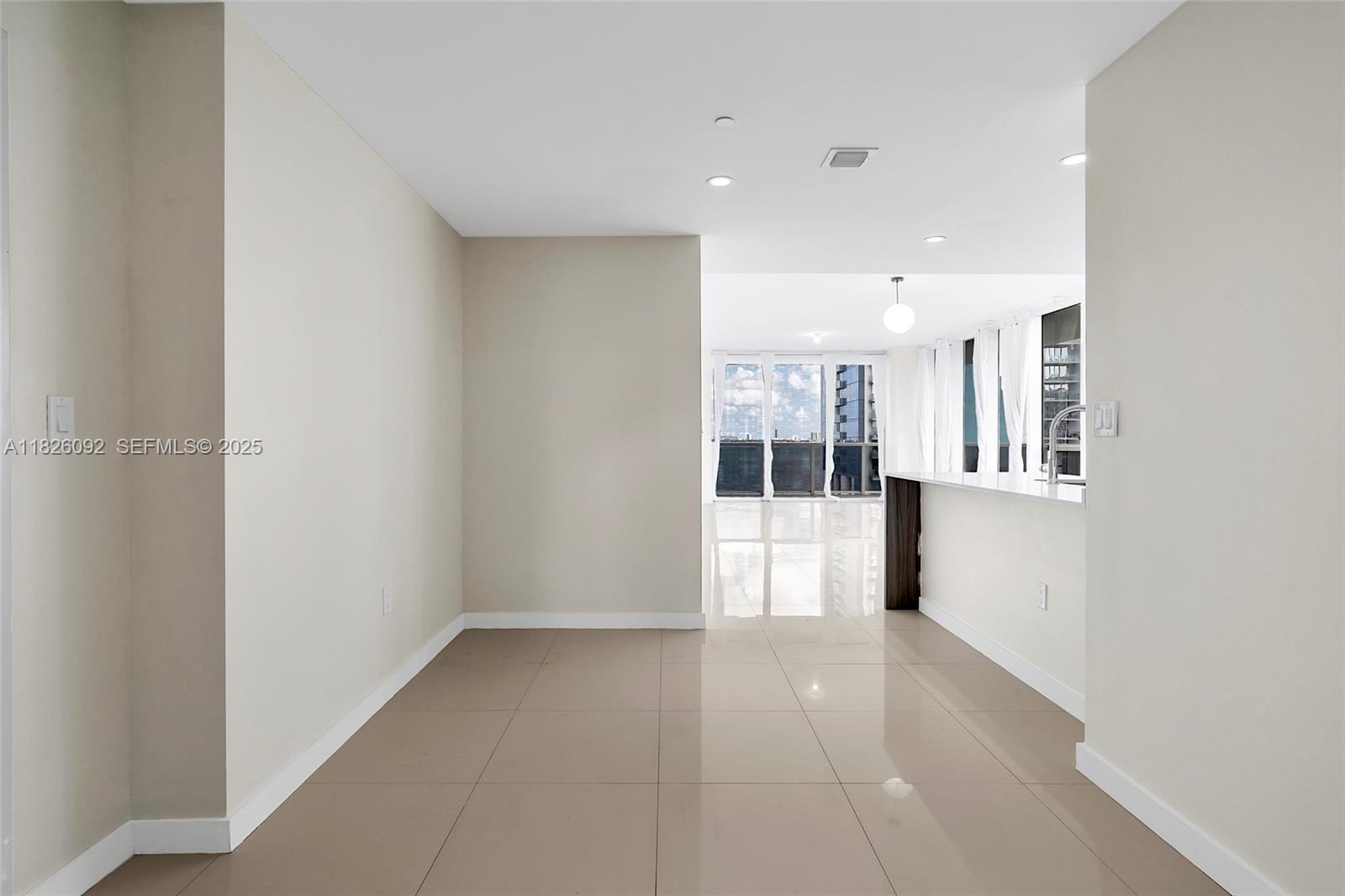 BAY HOUSE MIAMI CONDO - Residential