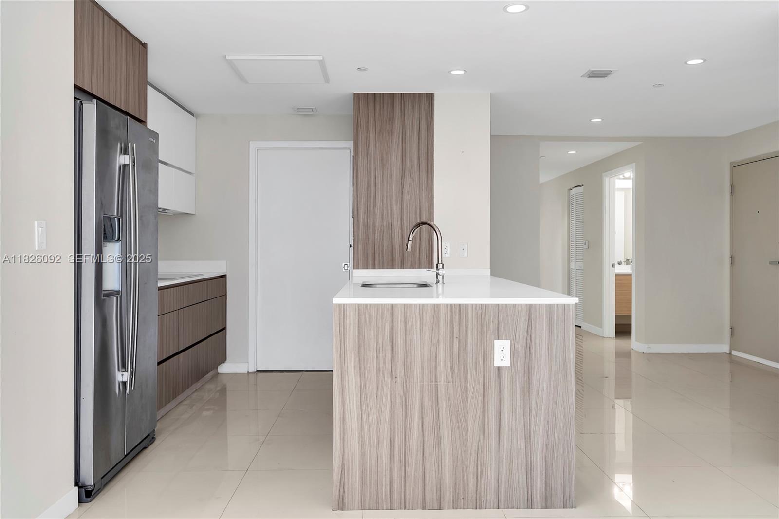 BAY HOUSE MIAMI CONDO - Residential