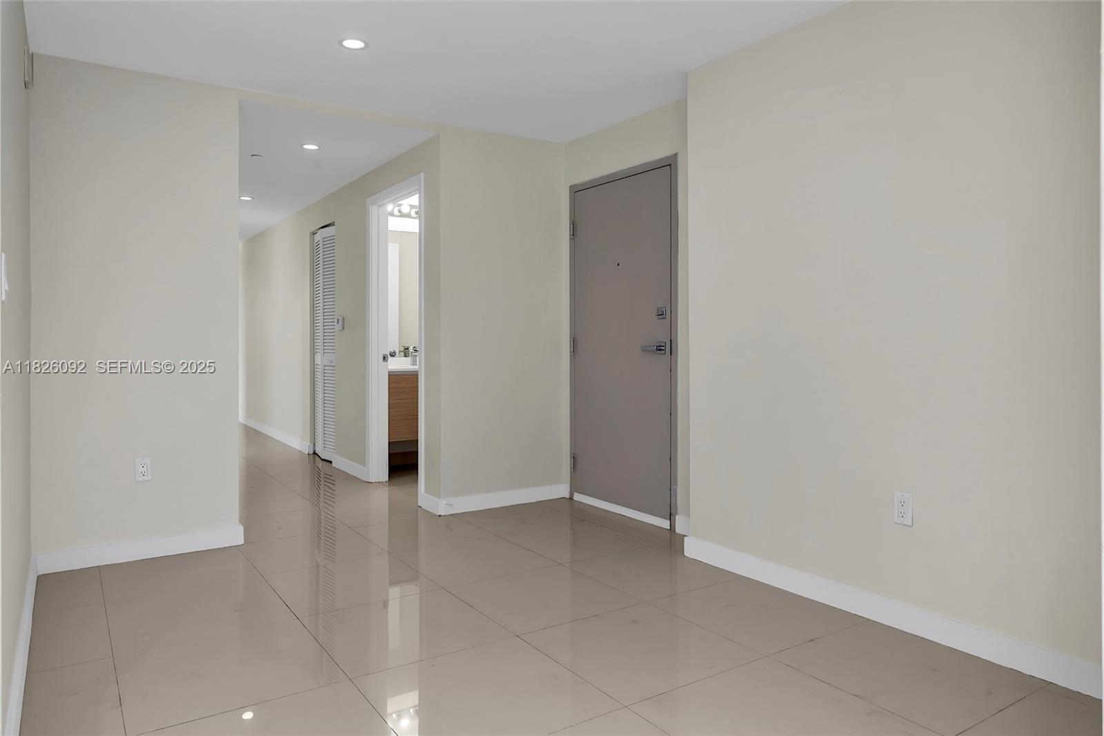 BAY HOUSE MIAMI CONDO - Residential