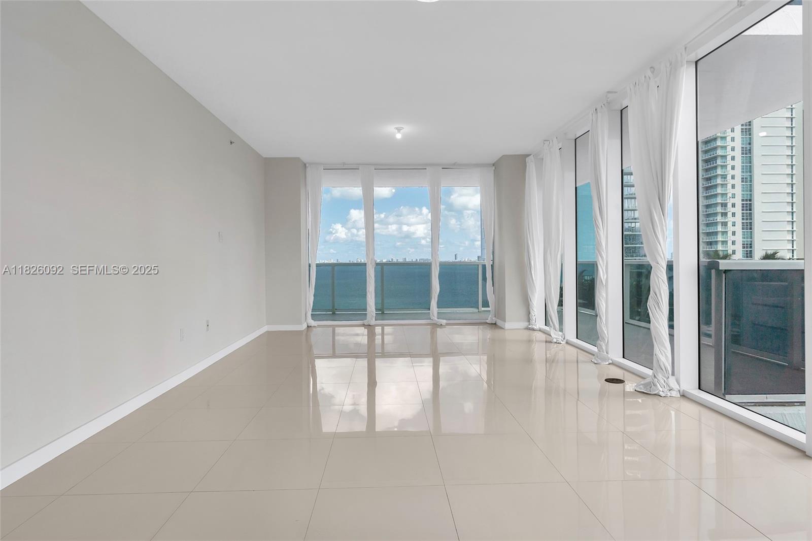 BAY HOUSE MIAMI CONDO - Residential