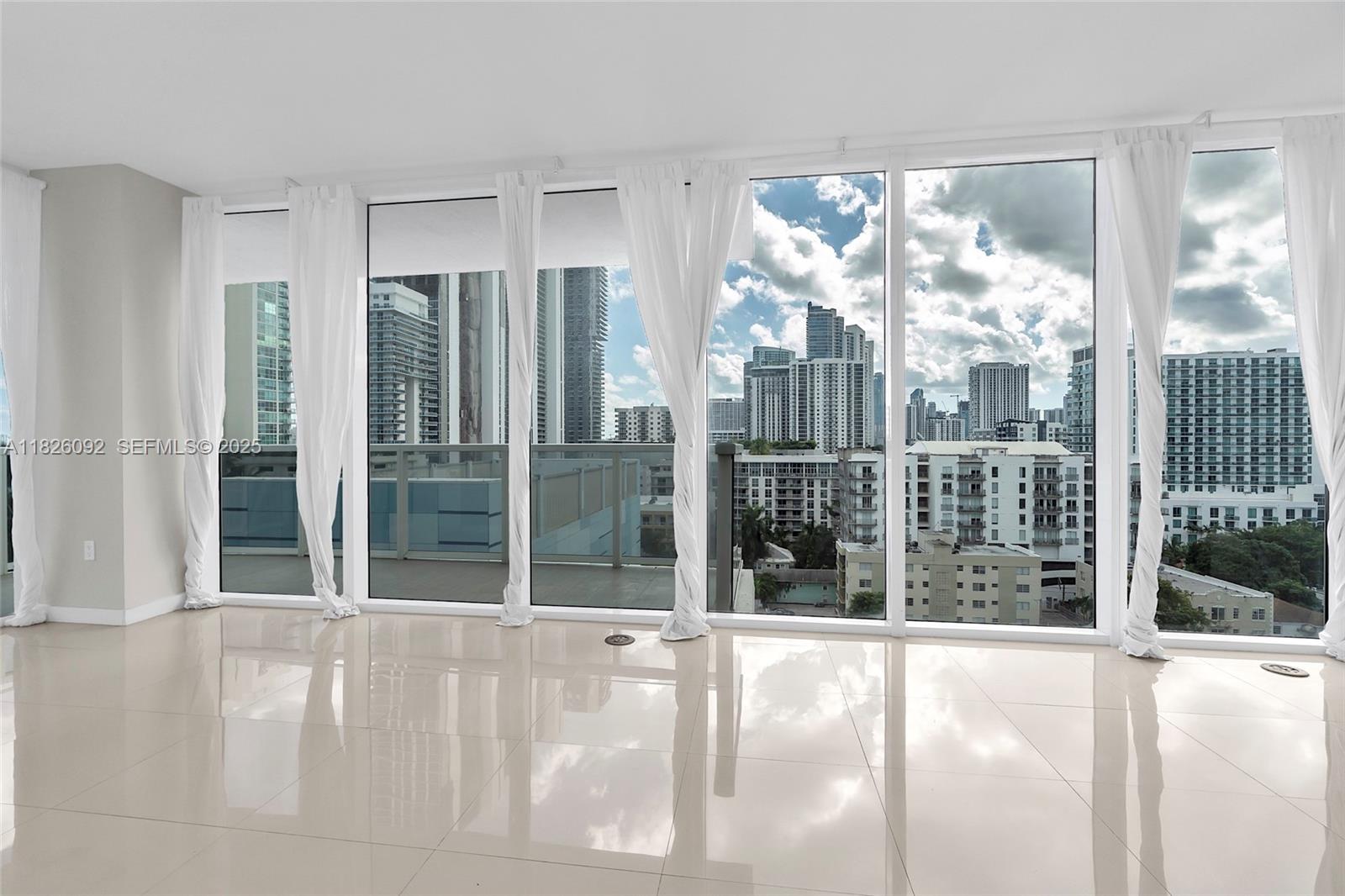 BAY HOUSE MIAMI CONDO - Residential