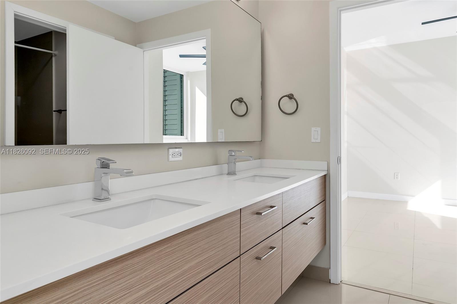 BAY HOUSE MIAMI CONDO - Residential