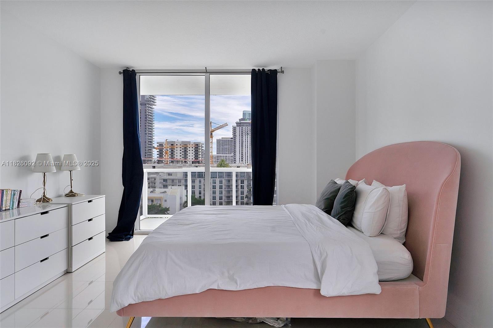 BAY HOUSE MIAMI CONDO - Residential